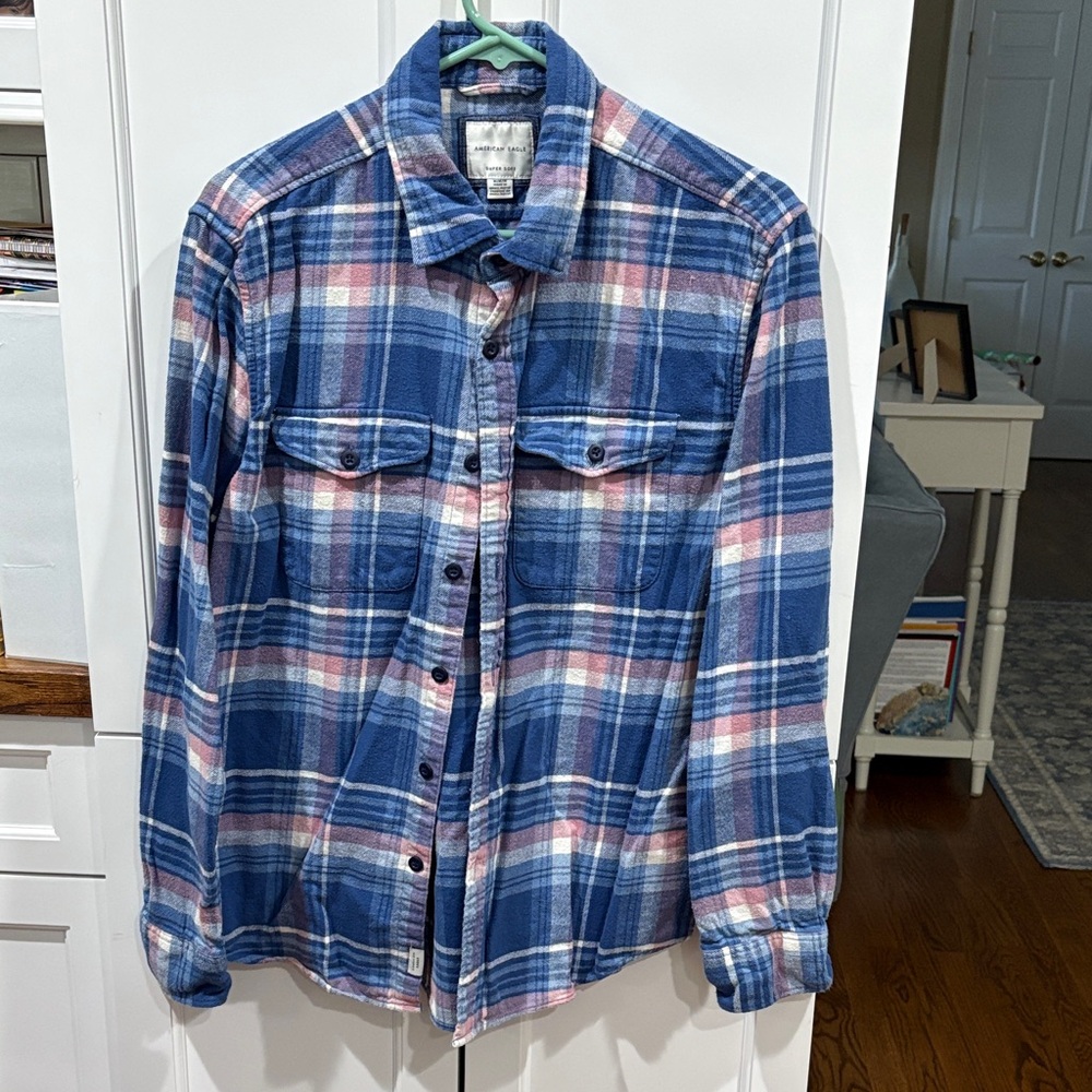 American Eagle Outfitters Blue and Pink Checkered Women’s Shirt